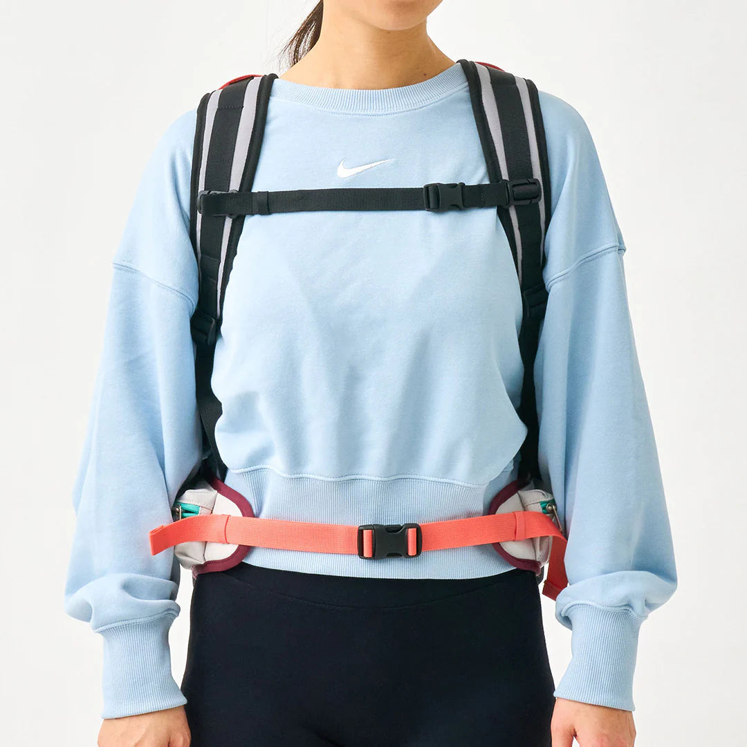 BACKORDER | Jige pet backpack - Misty Grey (2 Sizes)