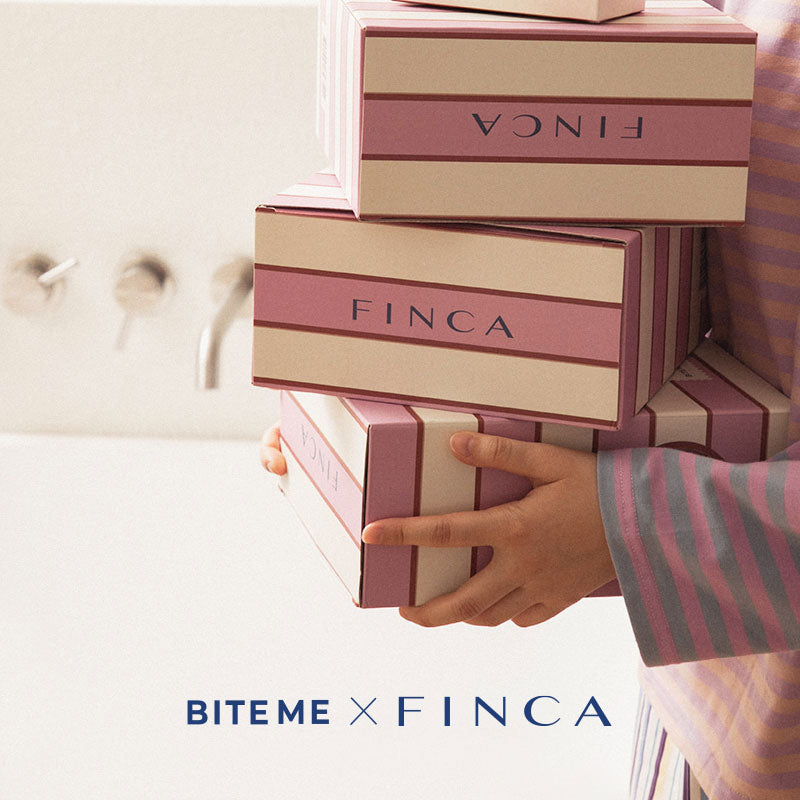 Bite Me x FINCA Dry Me Microfibre Pet Towel in Pink (2 Sizes)