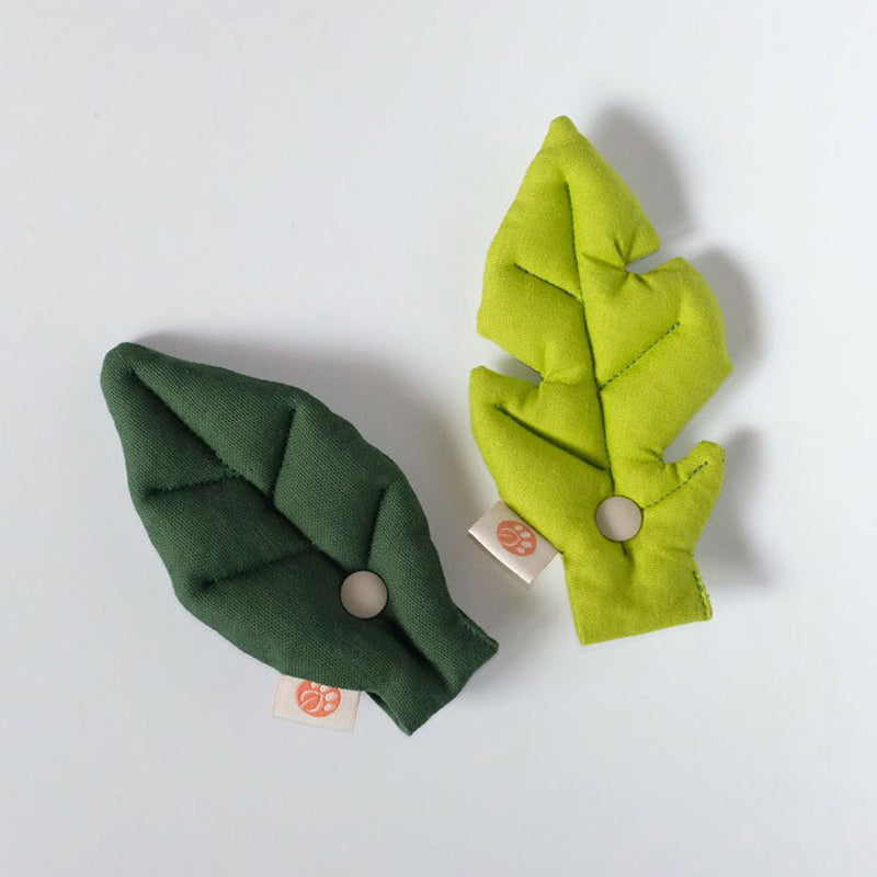 Basic Leaf Pet Collar Clip