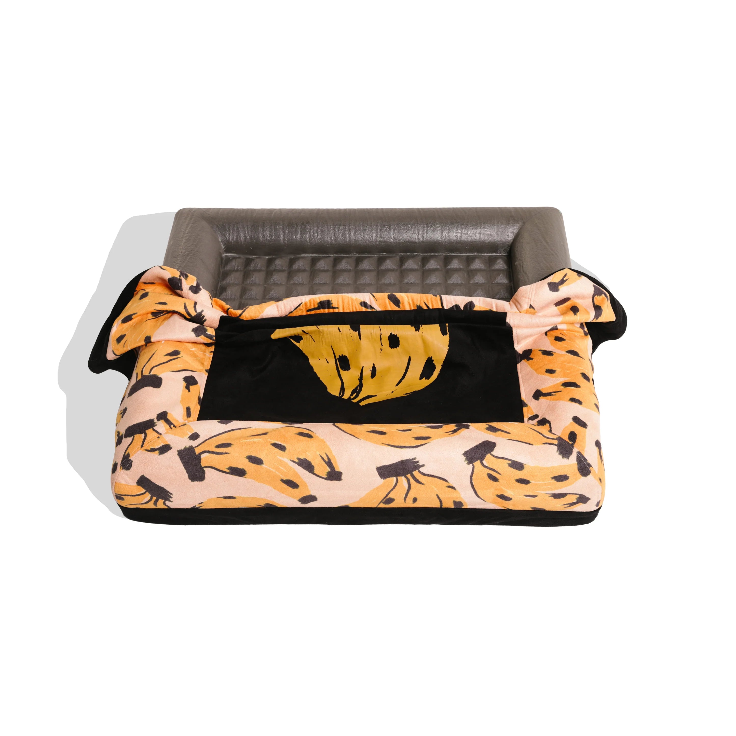 Farm Rio x Zee.Dog Bossa Banana Zee.Bed