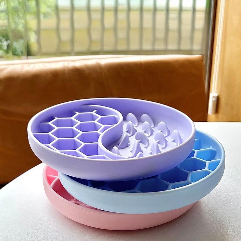 Yin-Yum Slow Feeder (4 Colours)