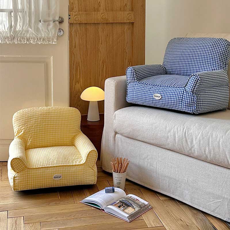 Checkered Sofa Pet Bed (2 Colours)