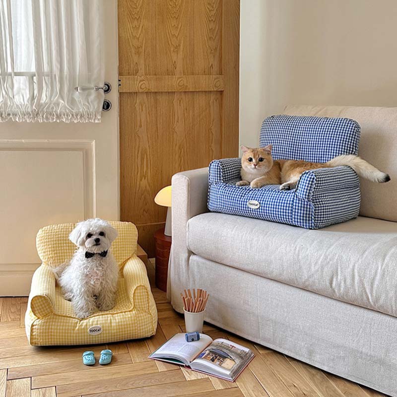 Checkered Sofa Pet Bed (2 Colours)
