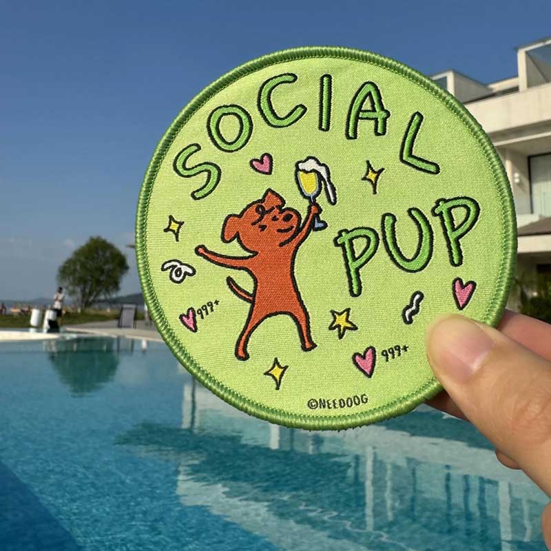 Doggo Social Wappen Velcro Patch (7 Designs)