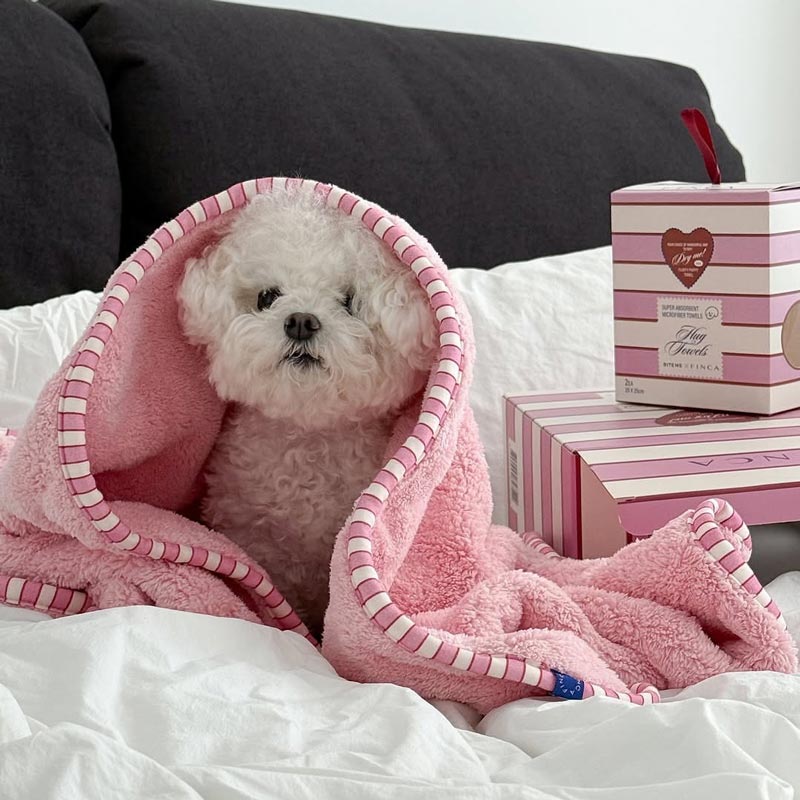 Bite Me x FINCA Dry Me Microfibre Pet Towel in Pink (2 Sizes)