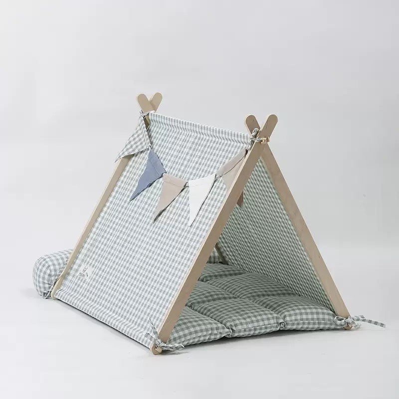 Gingham Pet Tent with Cushion