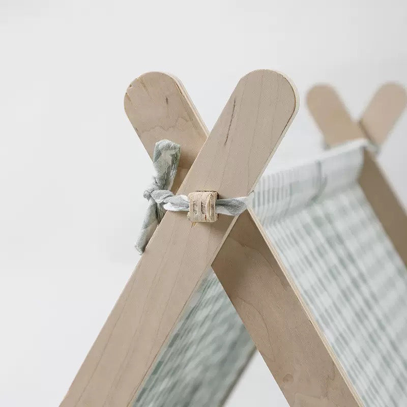 Gingham Pet Tent with Cushion