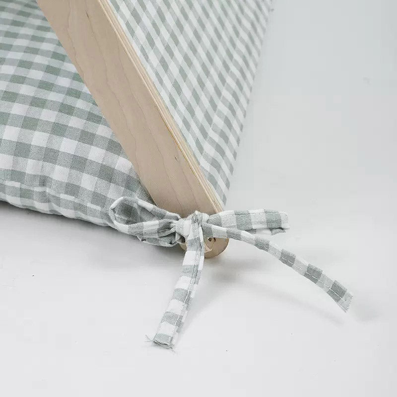 Gingham Pet Tent with Cushion