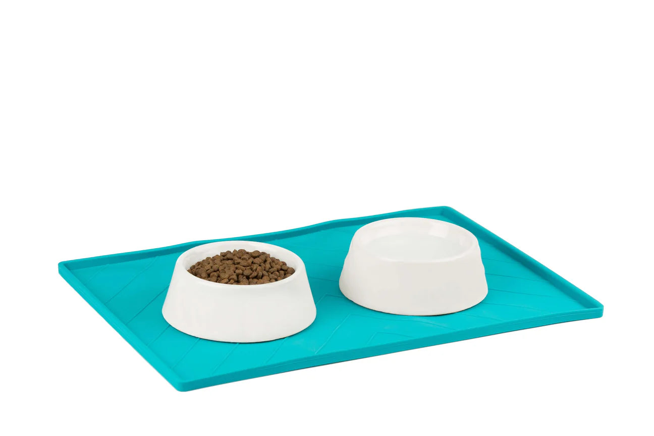 Silicone Non-Slip Dog Bowl Mat with Raised Edge