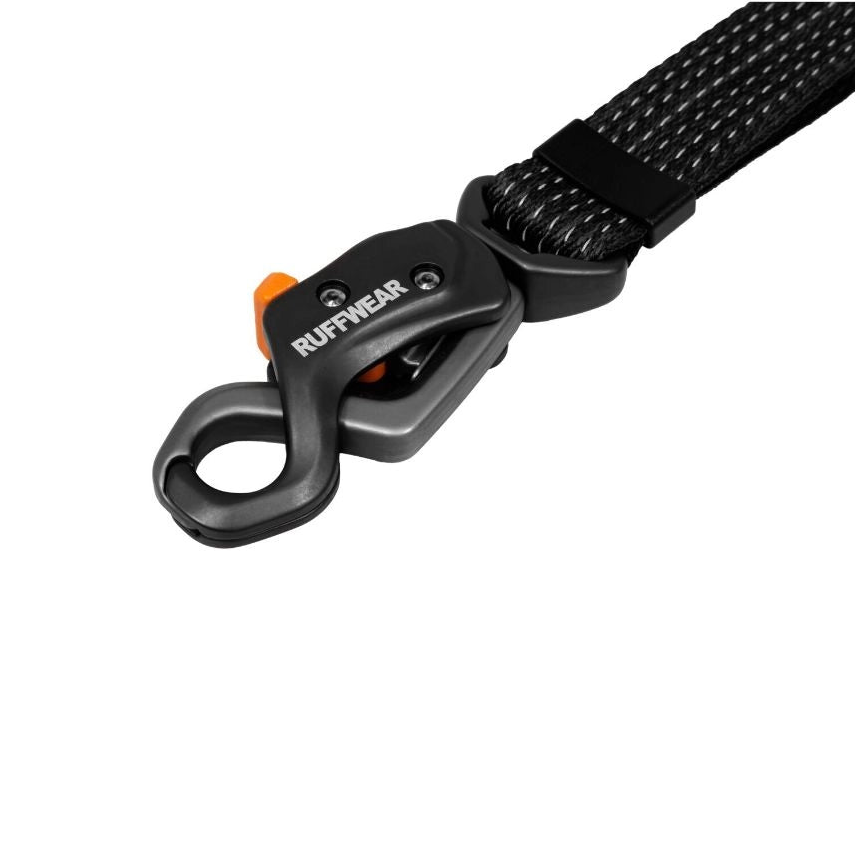 Ridgeline™ Reflective Hands-Free Dog Leash with Auto-Locking Clip | Obsidian Black