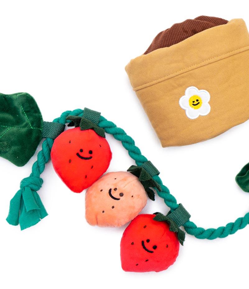 BACON Strawberry Tug Toy - CreatureLand