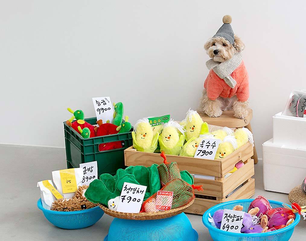 Bite Me Bok Choy Dog Toy - CreatureLand