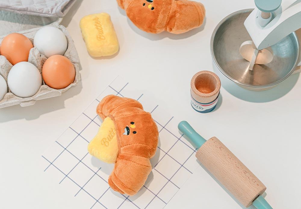 Bite Me Butter Croissant Nose Work Dog Toy - CreatureLand