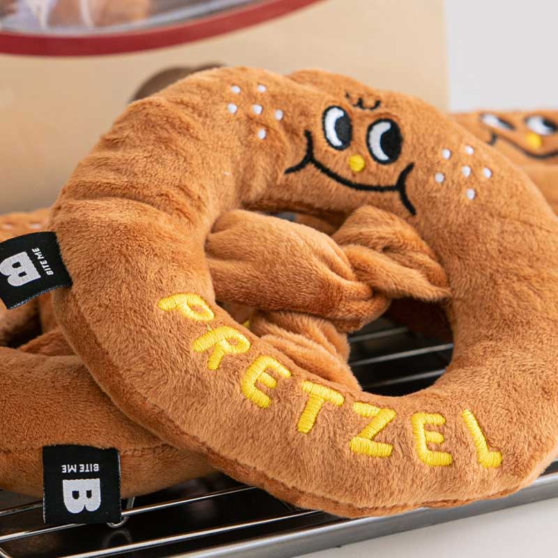 Bite Me Pretzel Nose Work Dog Toy - CreatureLand
