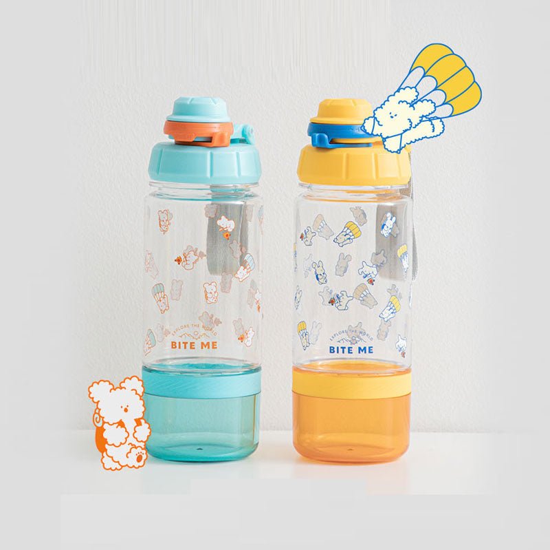 http://creaturelandstore.com/cdn/shop/products/bite-me-tritan-one-touch-bottle-2-colours-448627.jpg?v=1694545600&width=2048