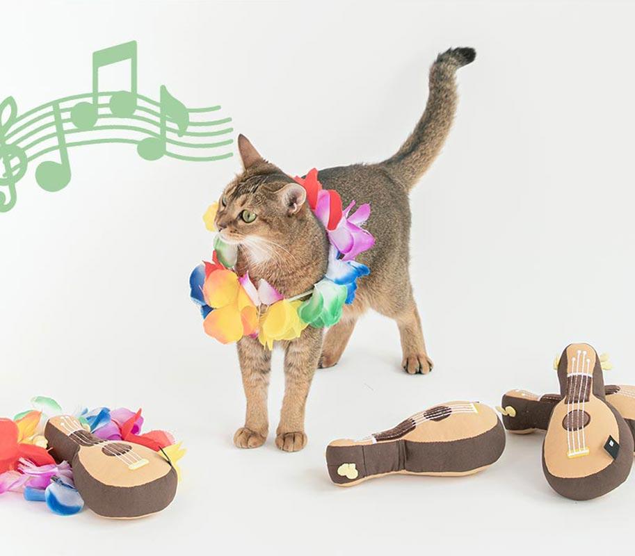 Bite Me Ukulele Matatabi Cat Toy - CreatureLand