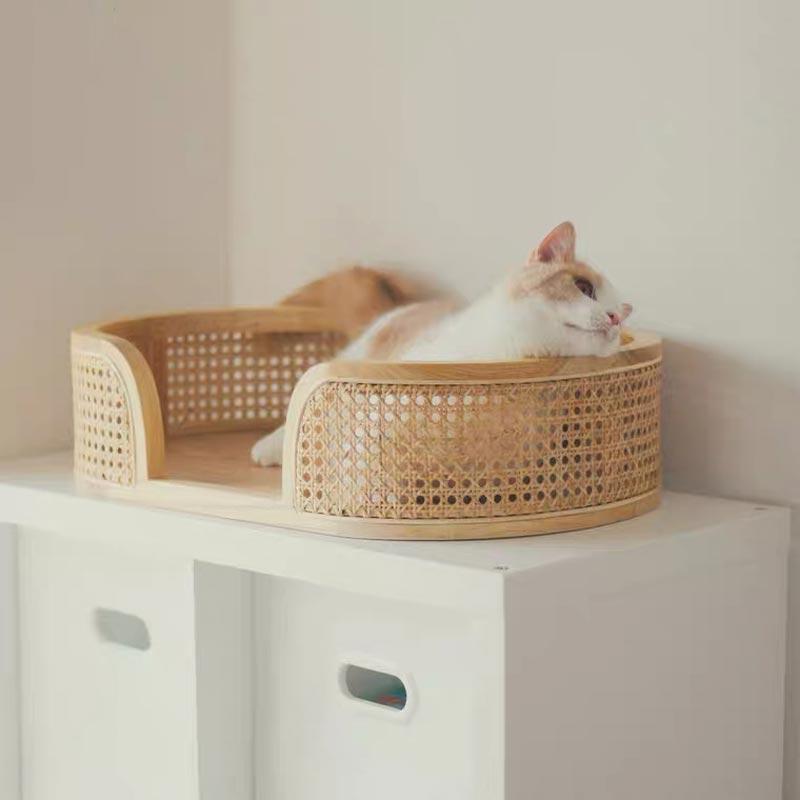 CatsCity Rattan Oval Pet Bed - CreatureLand