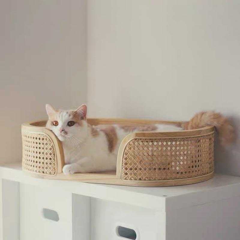 CatsCity Rattan Oval Pet Bed - CreatureLand