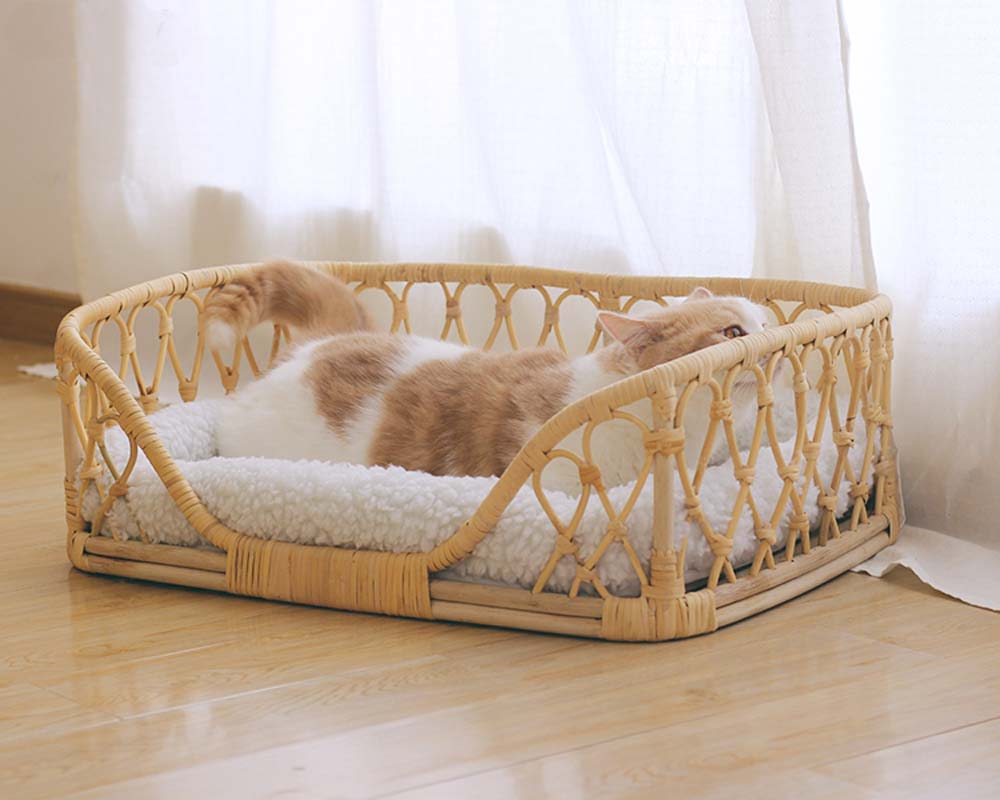 CatsCity Rattan Weave Pet Bed - CreatureLand