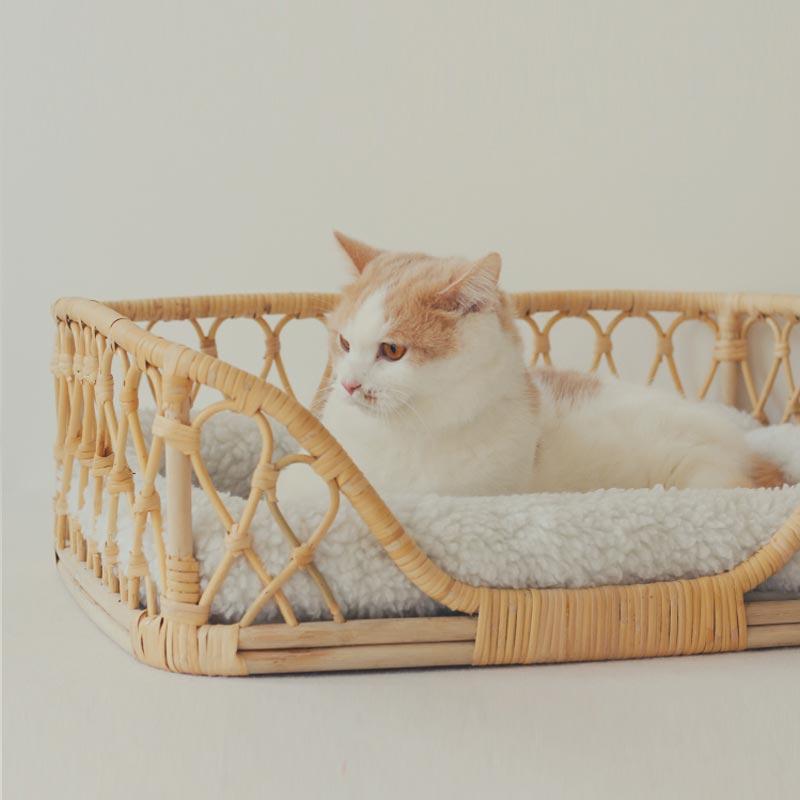 CatsCity Rattan Weave Pet Bed - CreatureLand