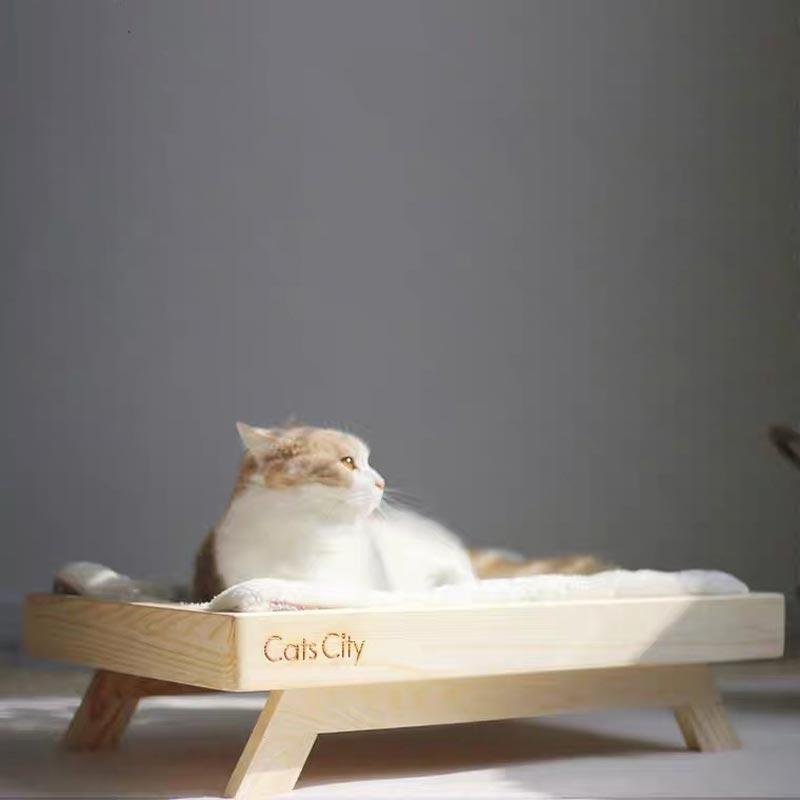 CatsCity Wooden Sunbed - CreatureLand