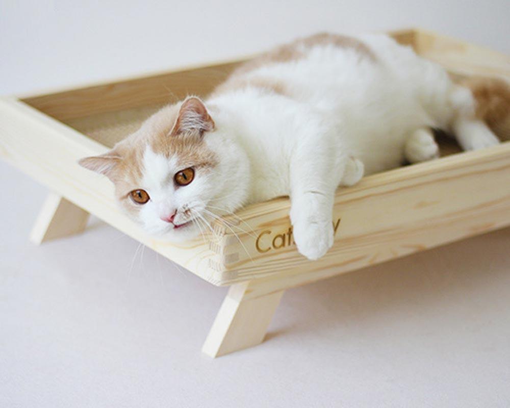 CatsCity Wooden Sunbed - CreatureLand