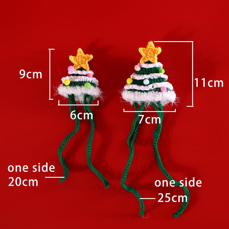 CreatureLand Knitted Christmas Hat & Bib Set - CreatureLand