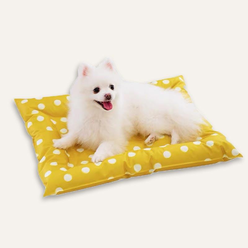 CreatureLand Polka Dot Cooling Mat - CreatureLand