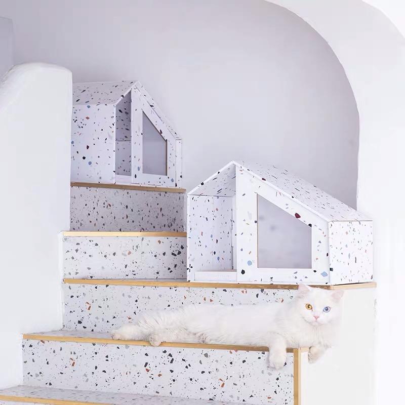 Furrytail Little House Scratcher (2 Colours) - CreatureLand