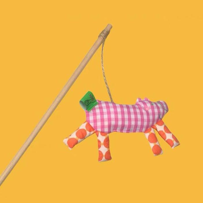 Gulu Piggy Cat Teaser Toy (2 Options) - CreatureLand