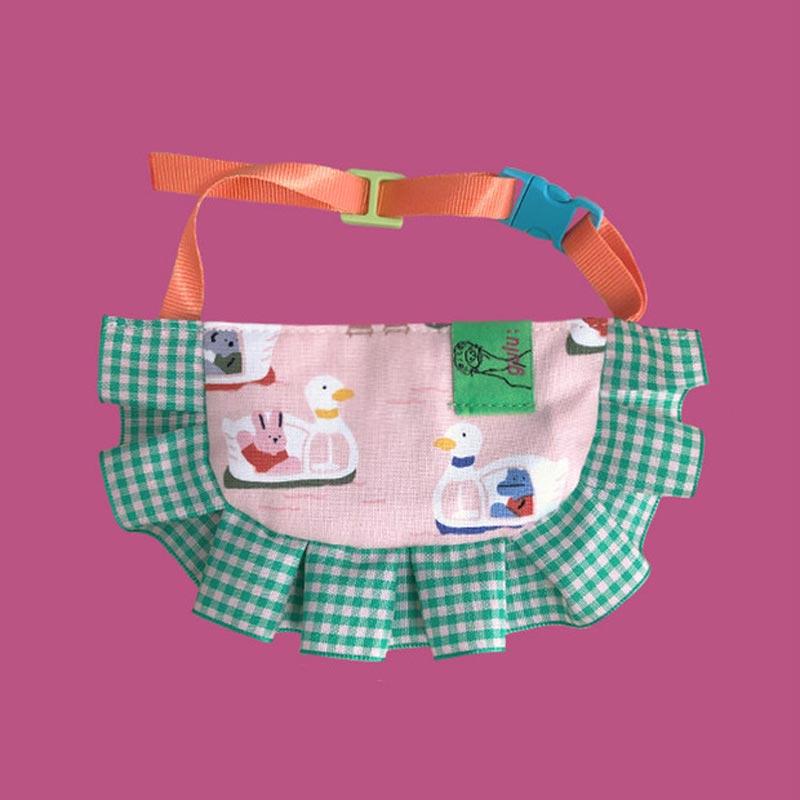 Gulu Swan Boat Ruffle Pet Bib - CreatureLand