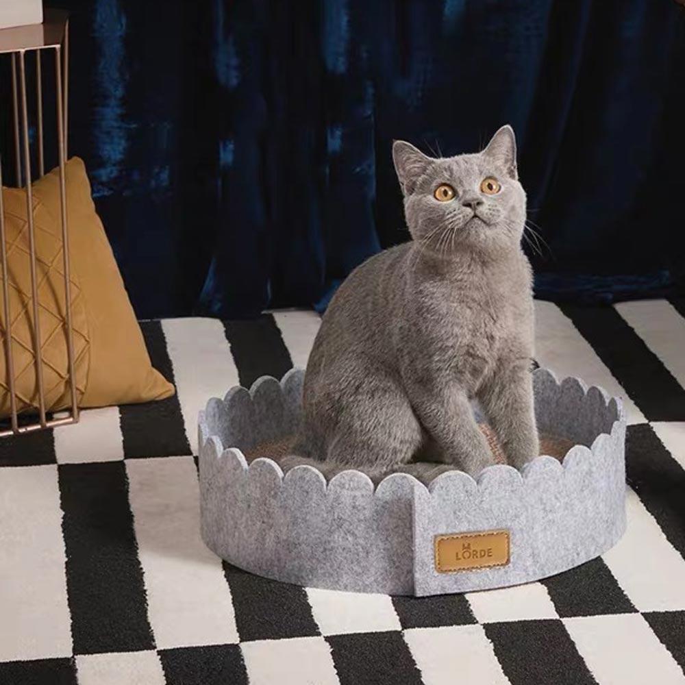 Lorde Castle Cat Scratcher - CreatureLand