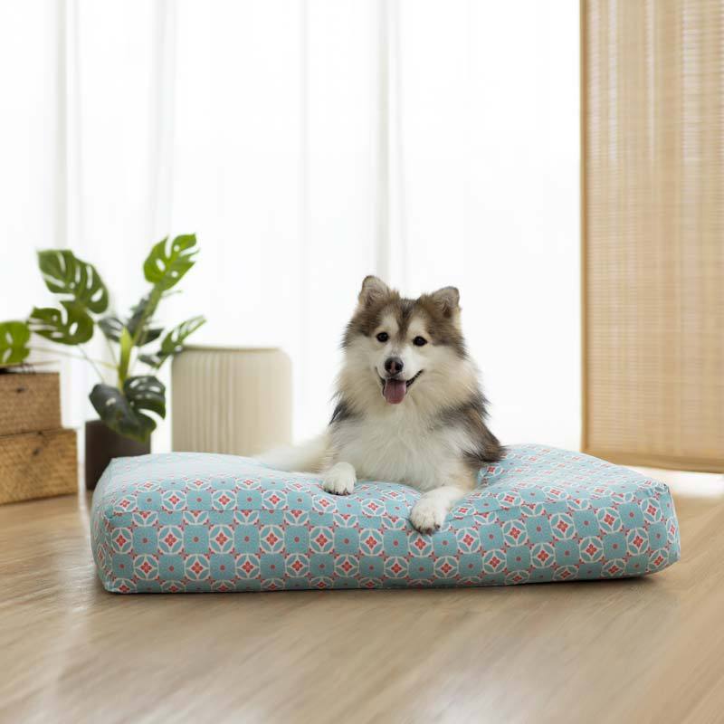 Ohpopdog Straits Mint 17 Microbeads Pet Bed - CreatureLand