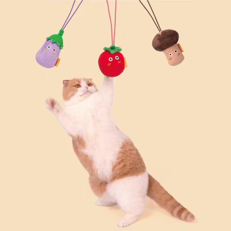 PurLab Hang Around Veggie Catnip Toy (3 Designs) - CreatureLand