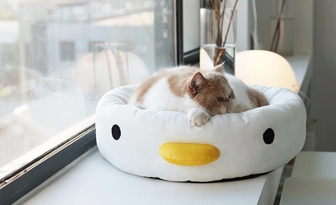 Purroom Little Chick Plush Pet Bed - Low - CreatureLand