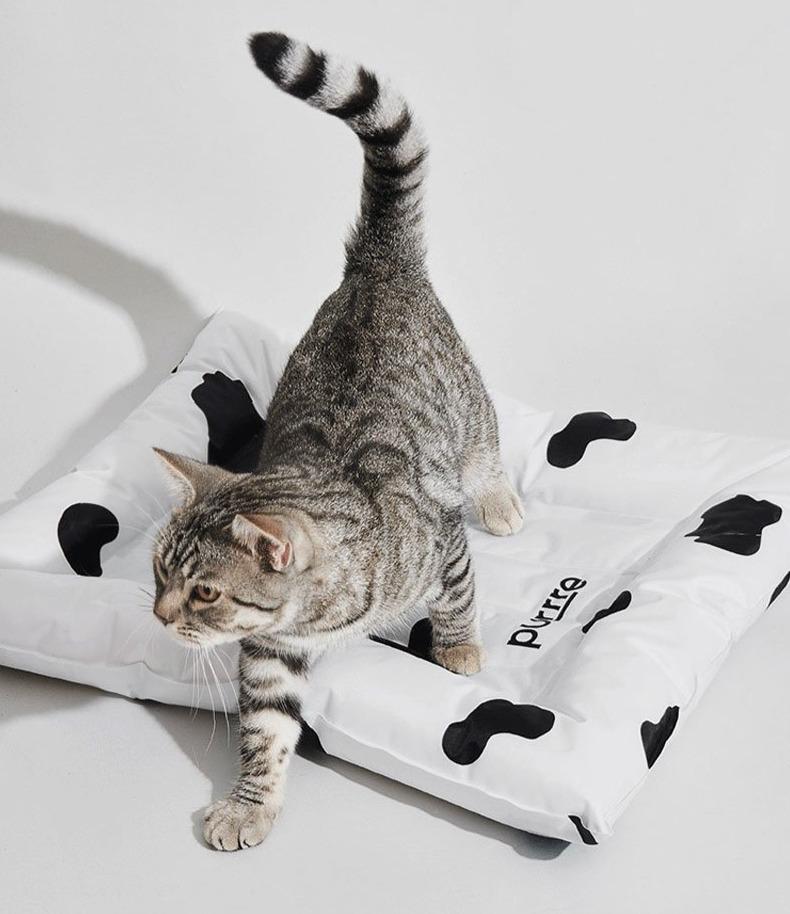 Purrre Moo Cooling Mat - CreatureLand