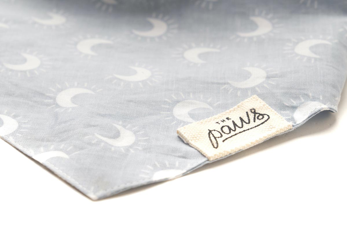 The Paws Dusk Bandana - CreatureLand