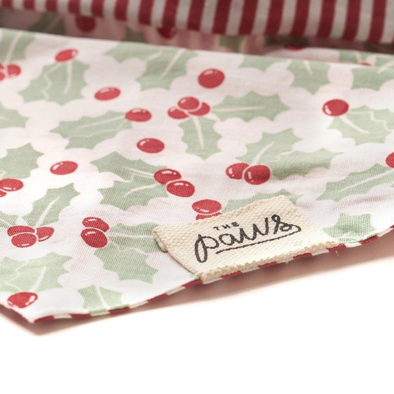 The Paws Holly Berry Bandana - CreatureLand