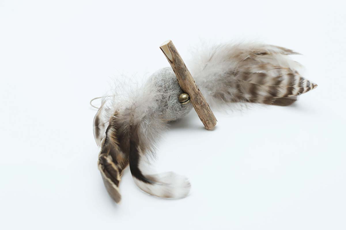 Wetnose Flying Bird Cat Teaser Toy - CreatureLand