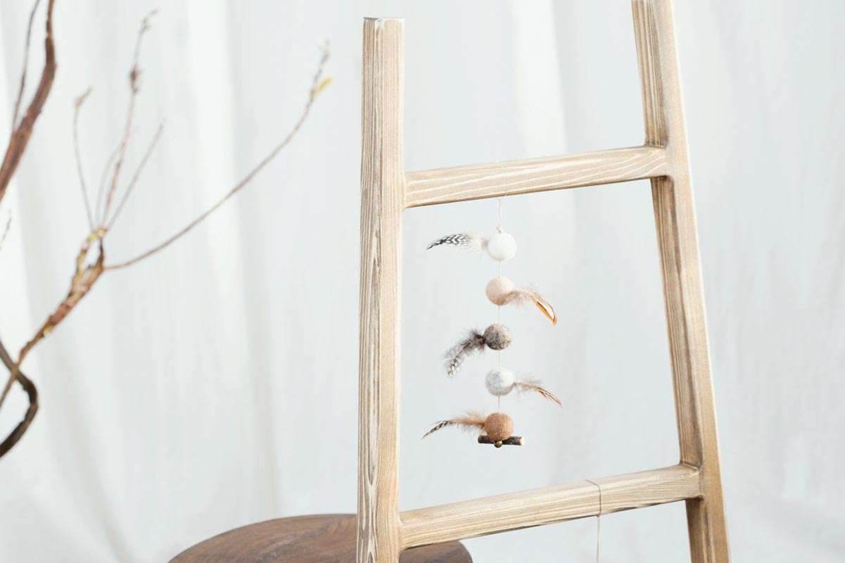 Wetnose Leaving Bird Cat Teaser Toy - CreatureLand