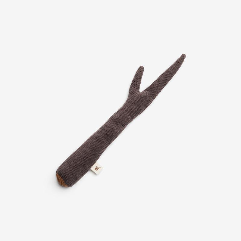 Wetnose Walnut Wood Dog Toy - CreatureLand