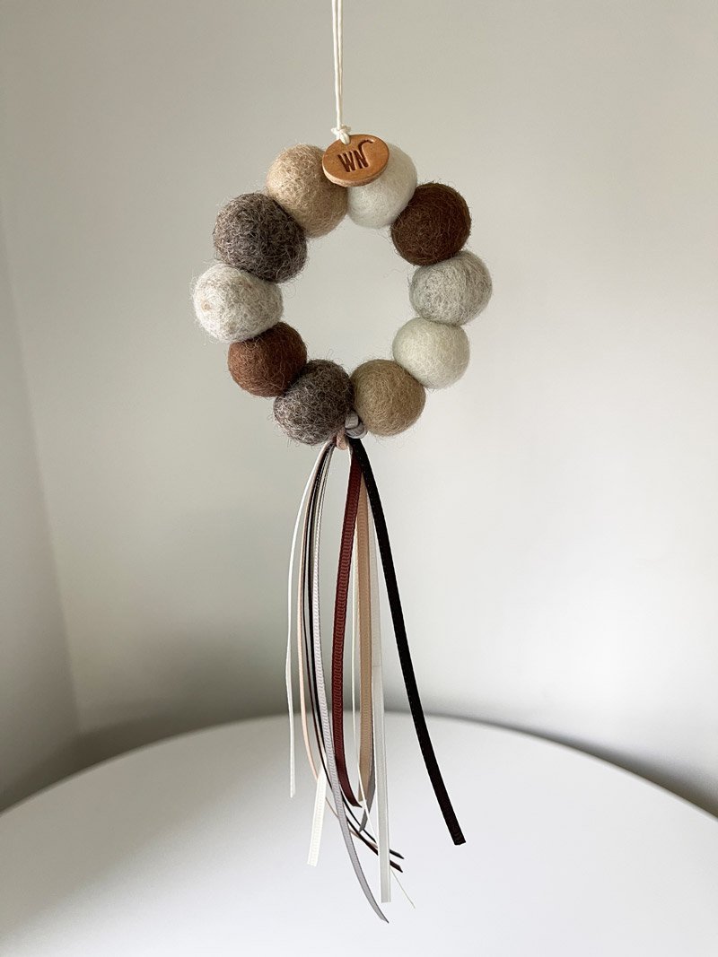 Wetnose Wool Ornament Cat Teaser Toy - Wreath - CreatureLand