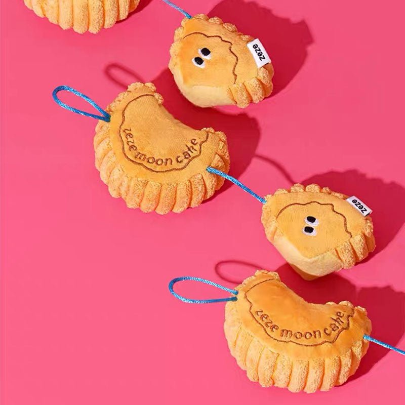 Zeze Mooncake Catnip Toy - CreatureLand