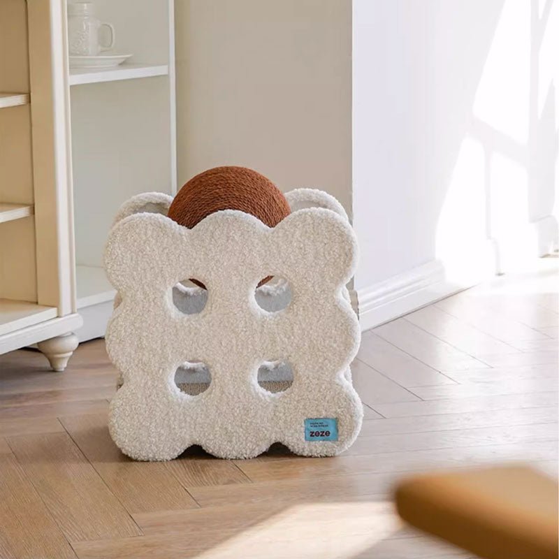 Zeze Sandwich Biscuit Cat Scratcher - CreatureLand