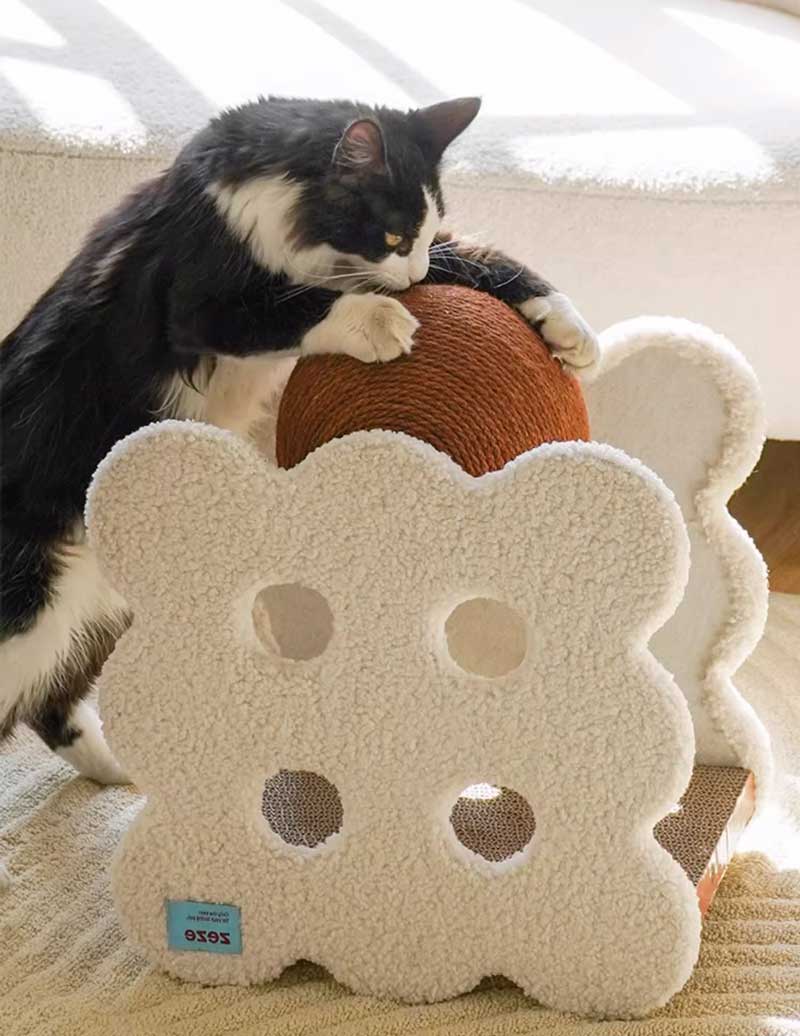 Zeze Sandwich Biscuit Cat Scratcher - CreatureLand