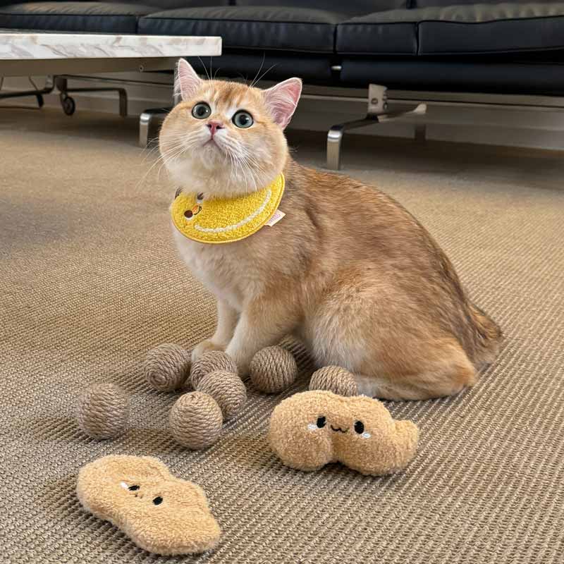 Peanut Sisal Ball Cat Toy