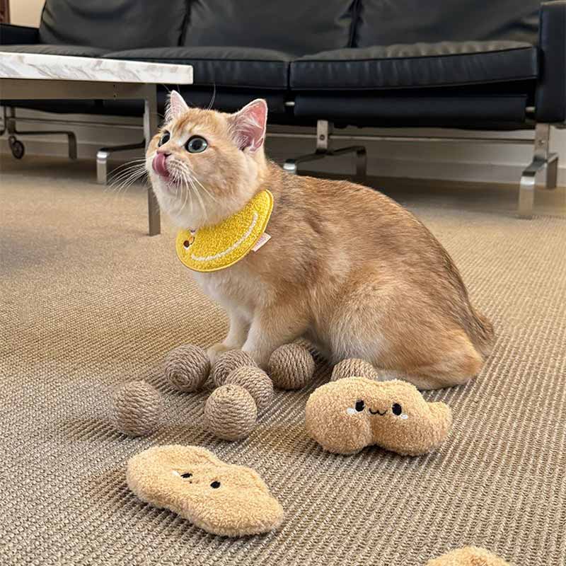 Peanut Sisal Ball Cat Toy