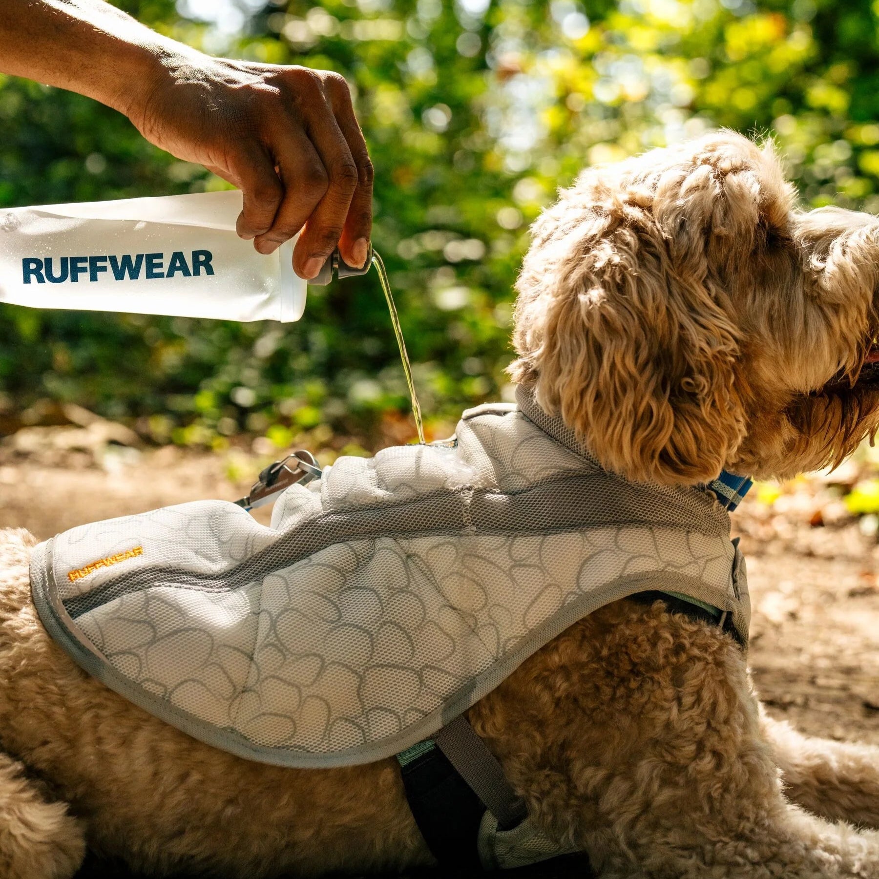 Swamp Cooler™ Dog Cooling Harness (2 Colours)