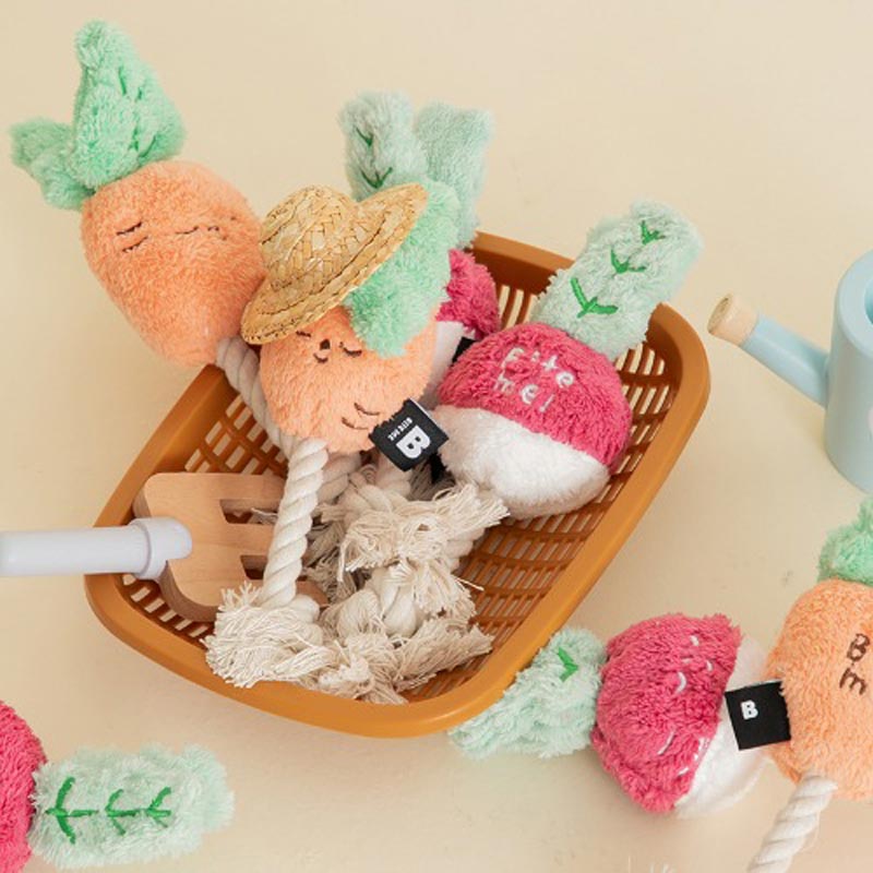 Bite Me Root Vegetable Tug Toy (2 Designs) - CreatureLand