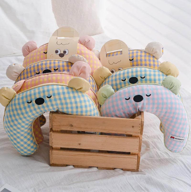 Chichipaws Sleepy Bear Pet Pillow (4 Colours) - CreatureLand